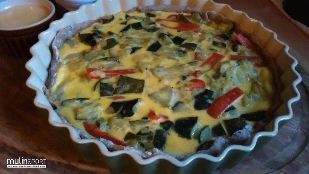 Tarte intégrale blés anciens aux courgettes, oignons et poivron rouge