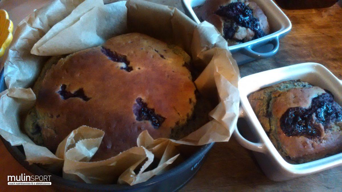 Cake à la compote de cerise noire, farine de riz et mais sans gluten