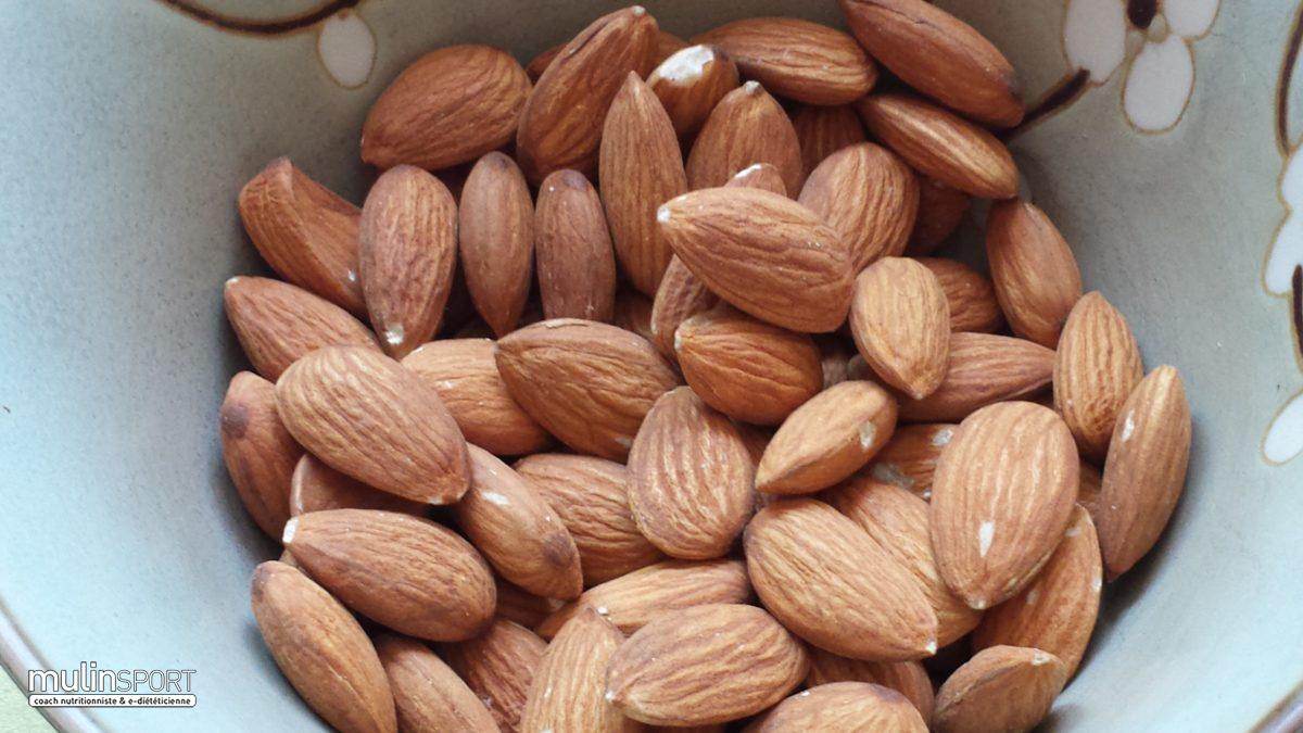 Les amandes, Mise à jour des recherches